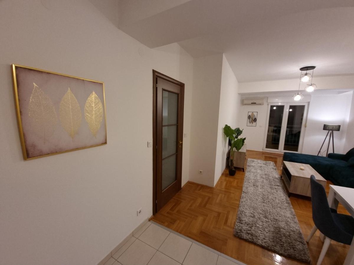 Big Apartment Podgorica Exterior photo